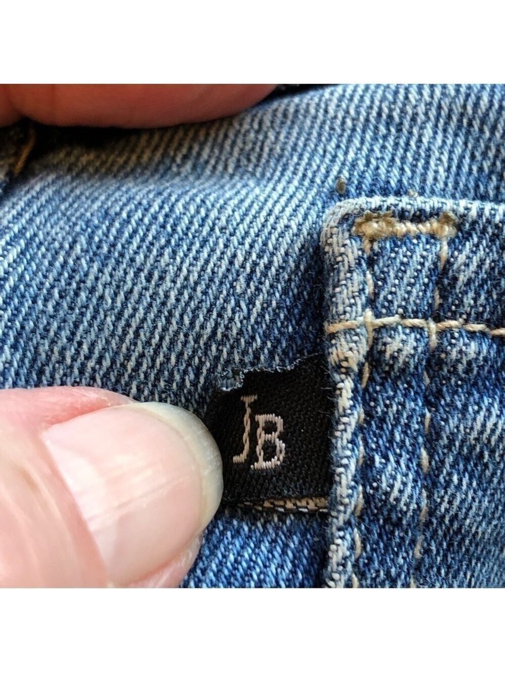 Judy Blue Size 15/32 Skinny Fit distressed frayed hem highrise medium wash jeans - Picture 7 of 13